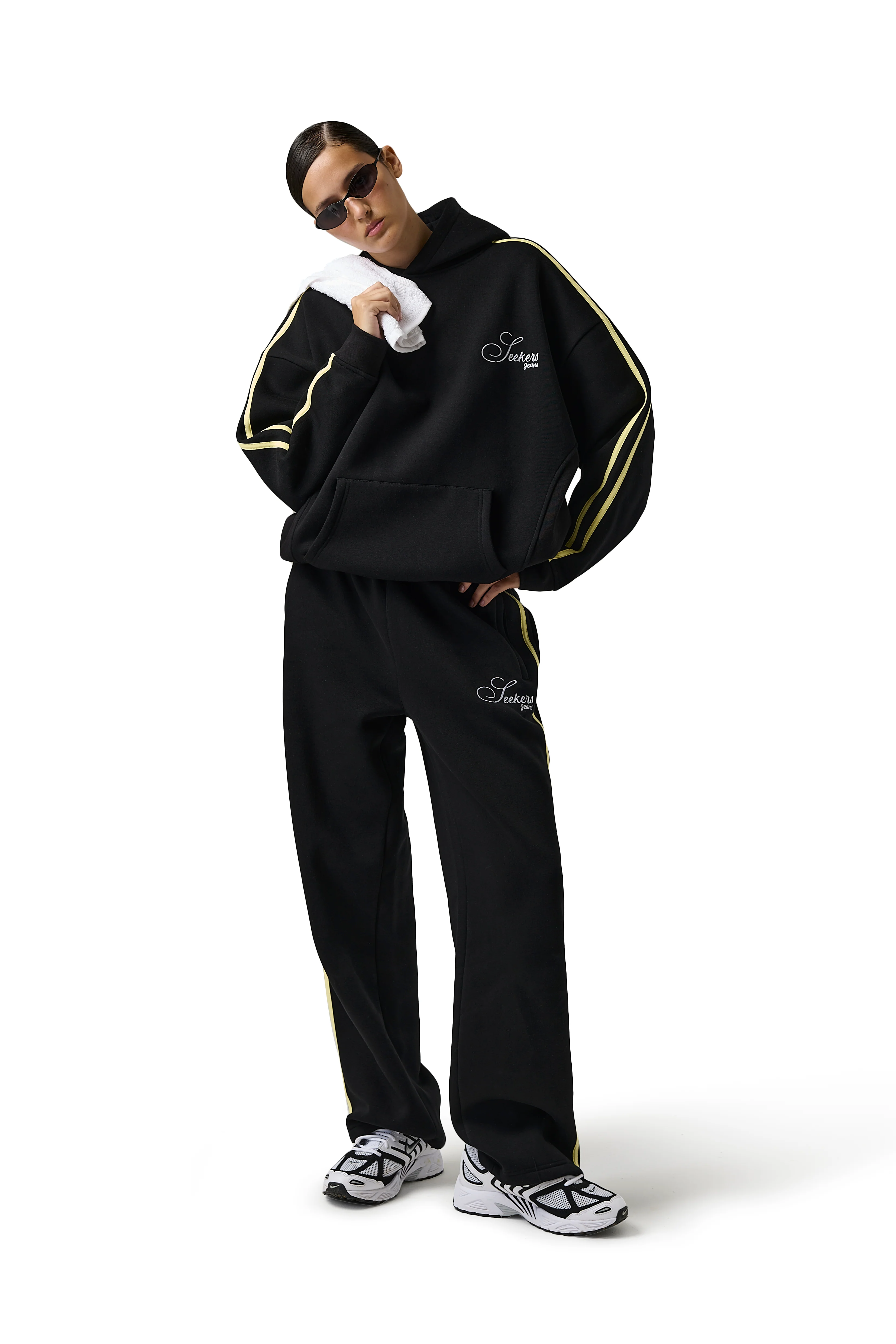 Classic Sport Wide Leg Sweatpants - Image 3