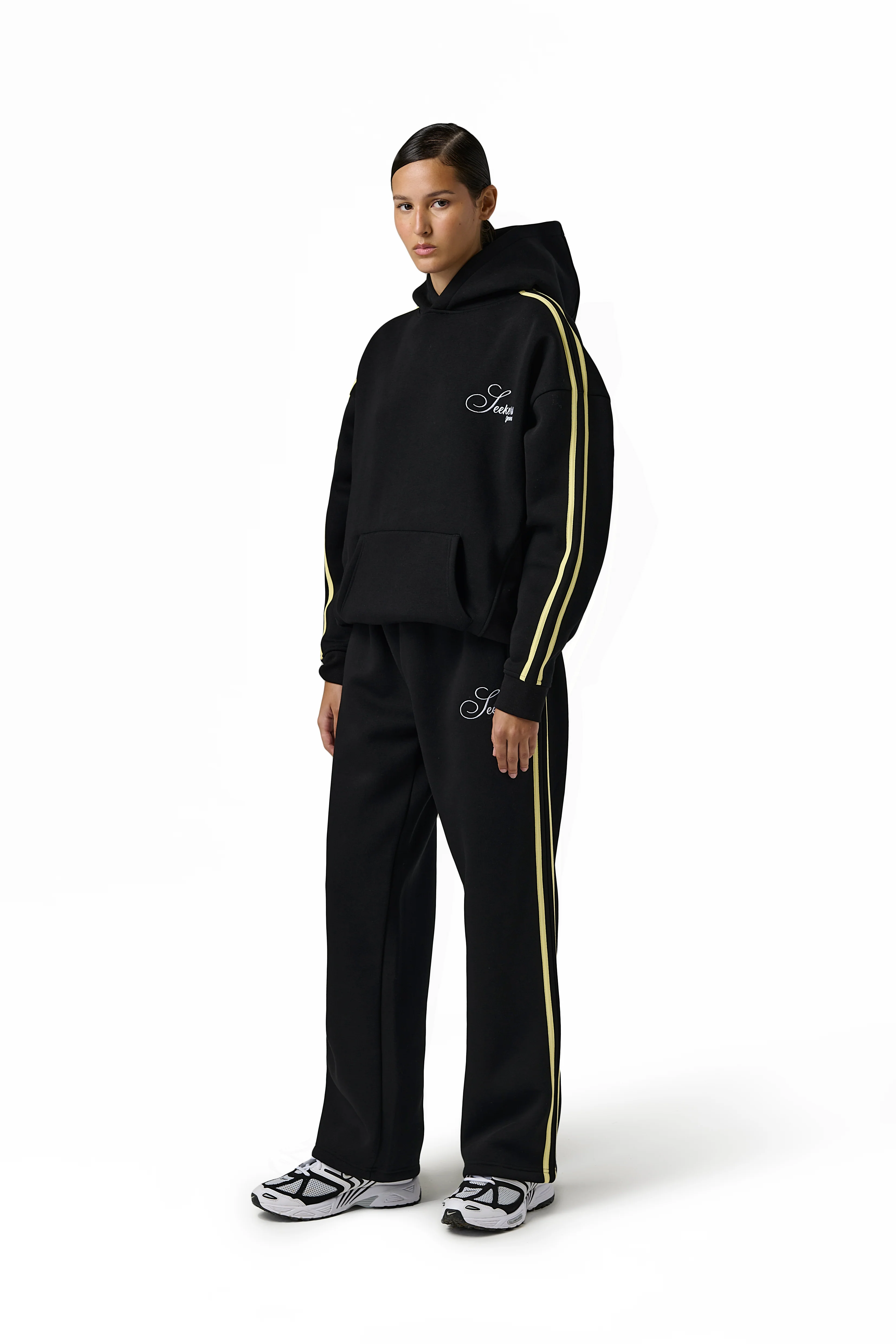 Classic Sport Wide Leg Sweatpants - Image 4