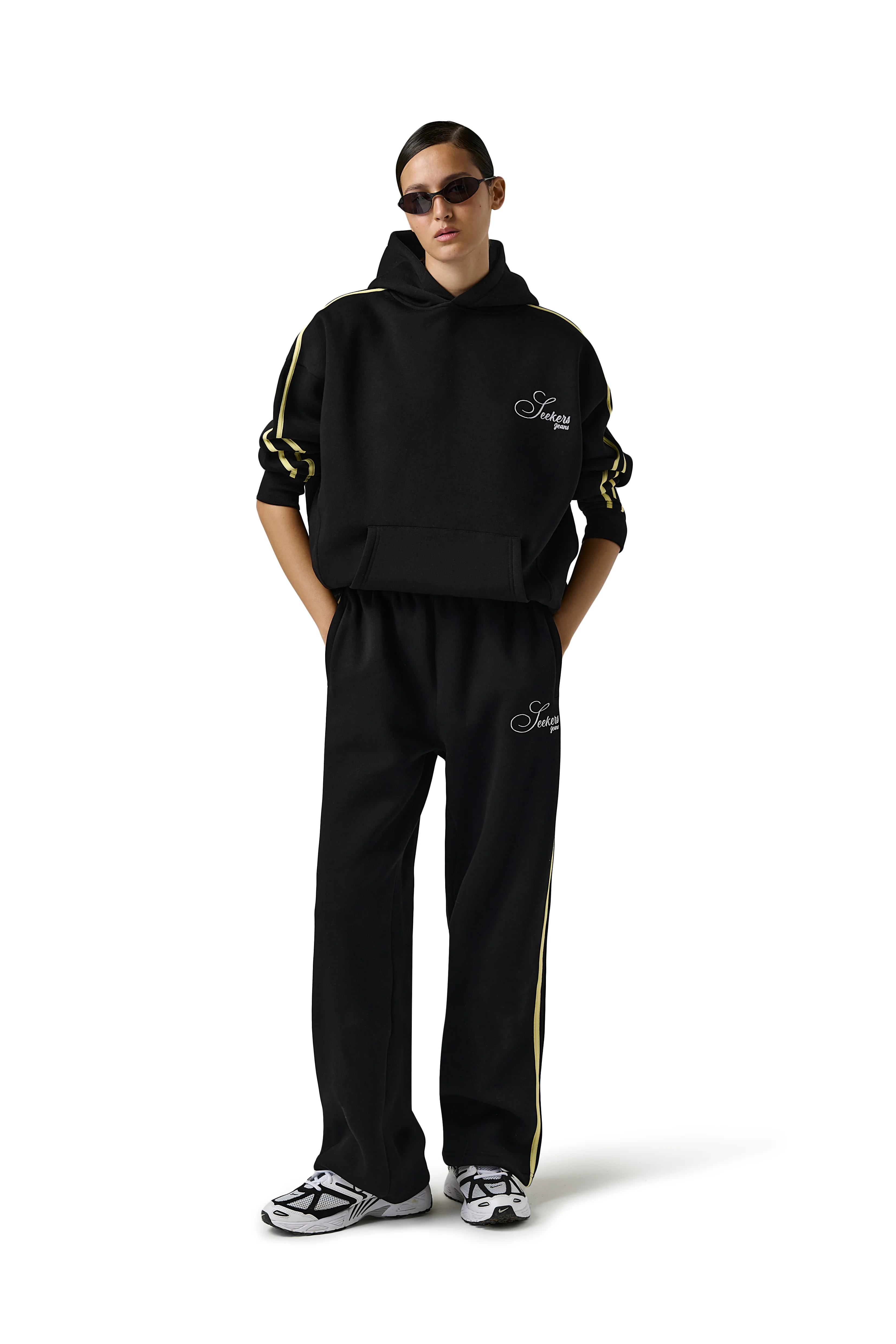 Classic Sport Wide Leg Sweatpants - Image 5