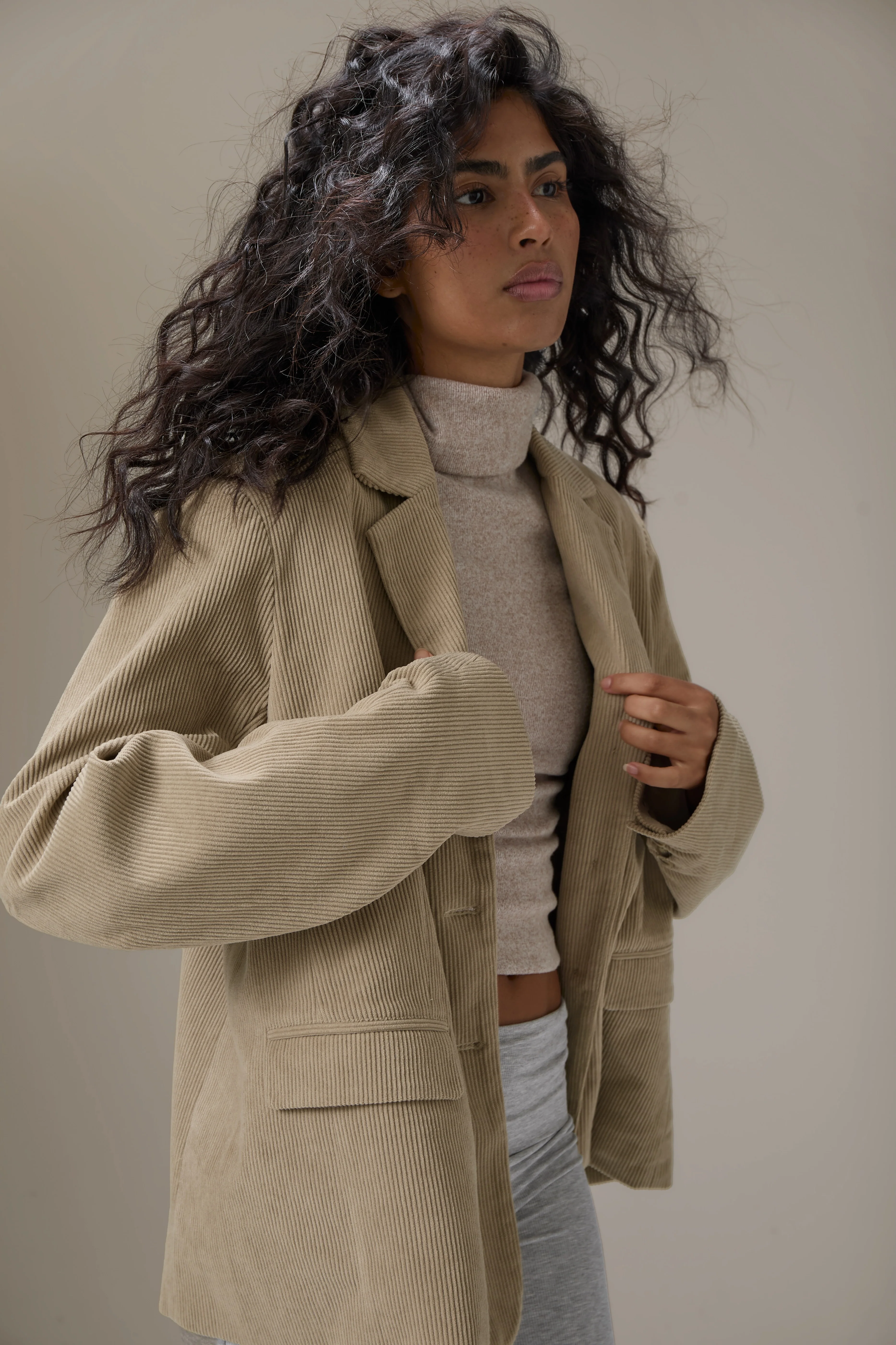 Malt Oversized Cord Blazer in Classic Beige - Image 3