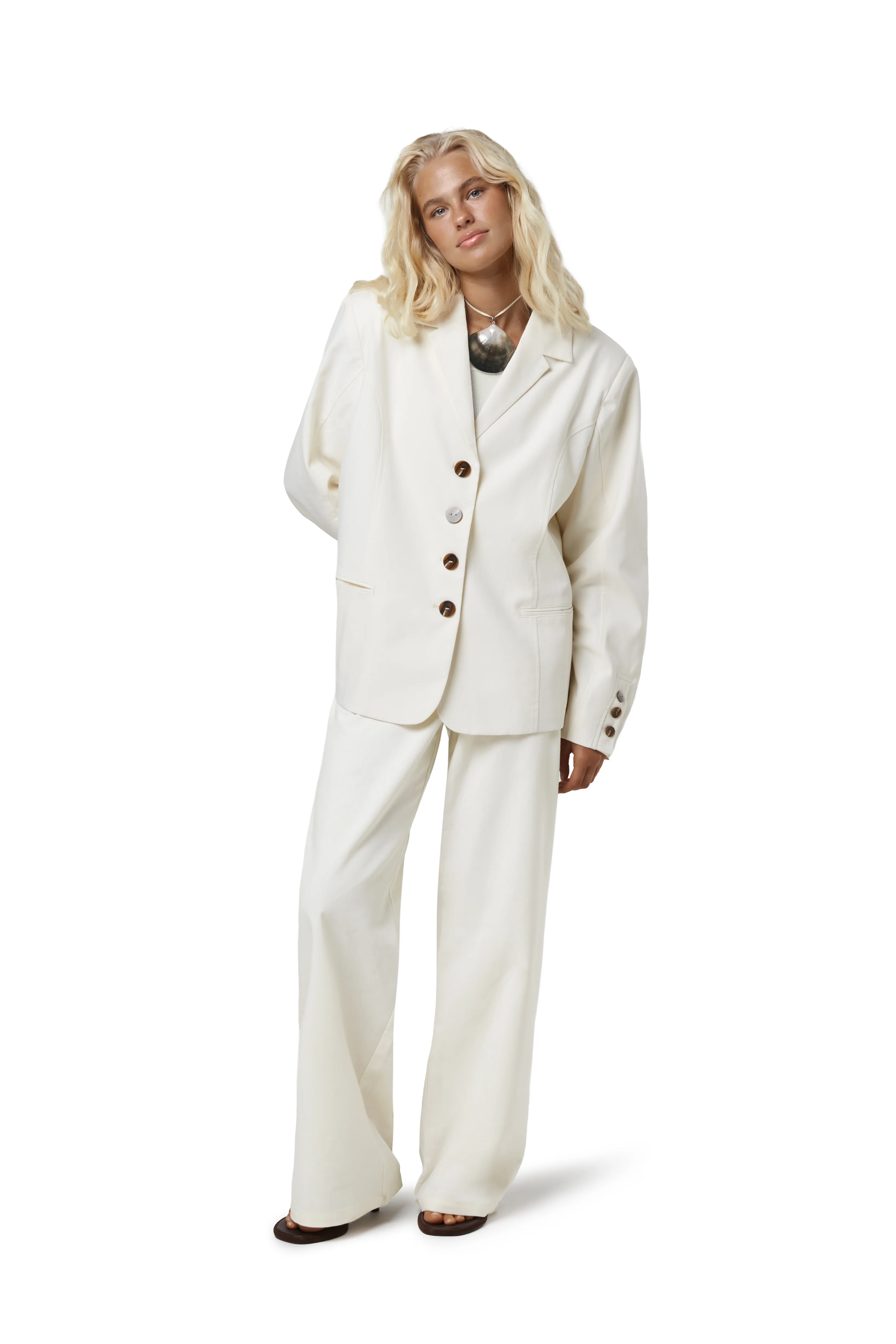 Frankie Linen Blazer in Natural - Image 4