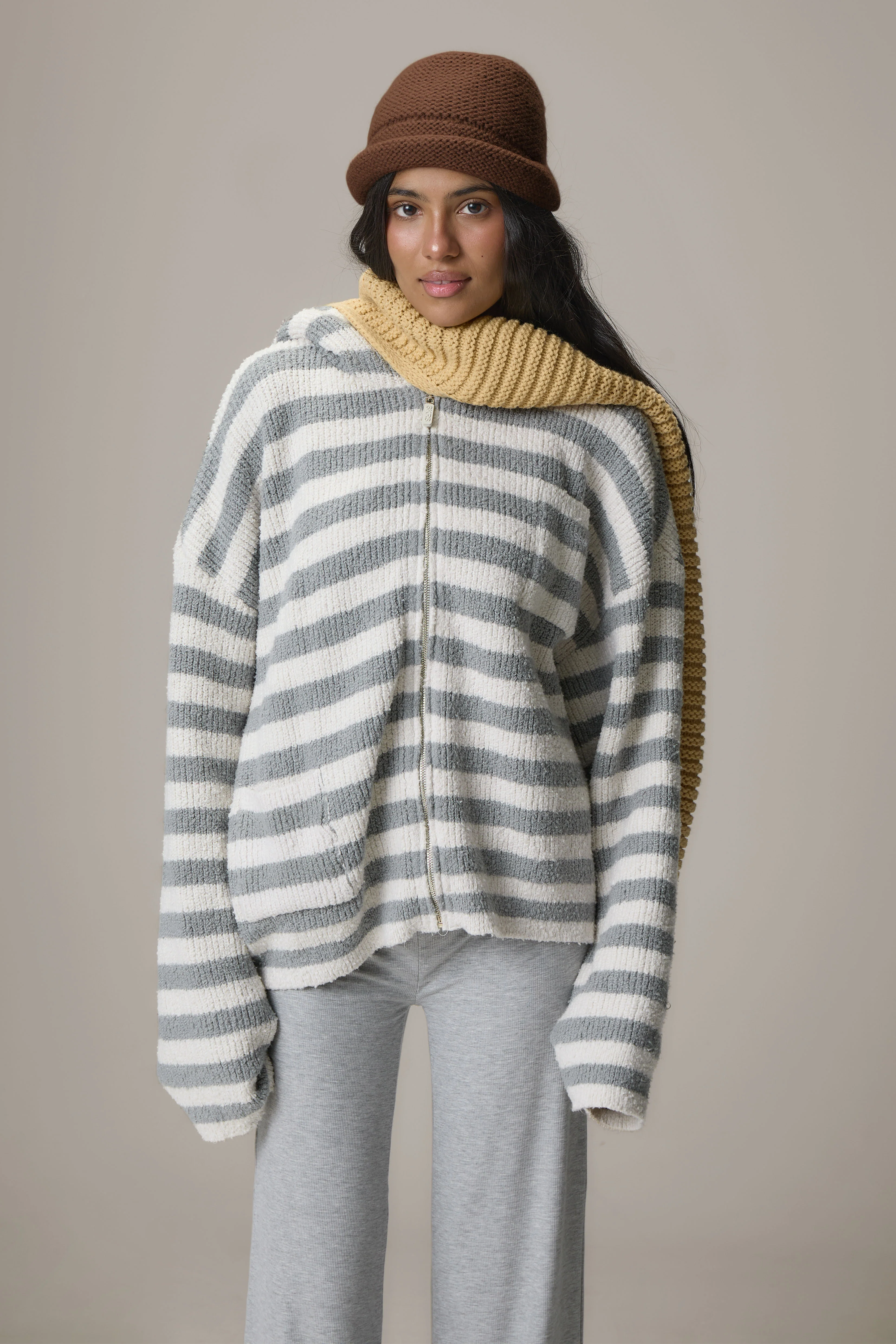 Kenny Knit Bucket Hat in Brown - Image 4