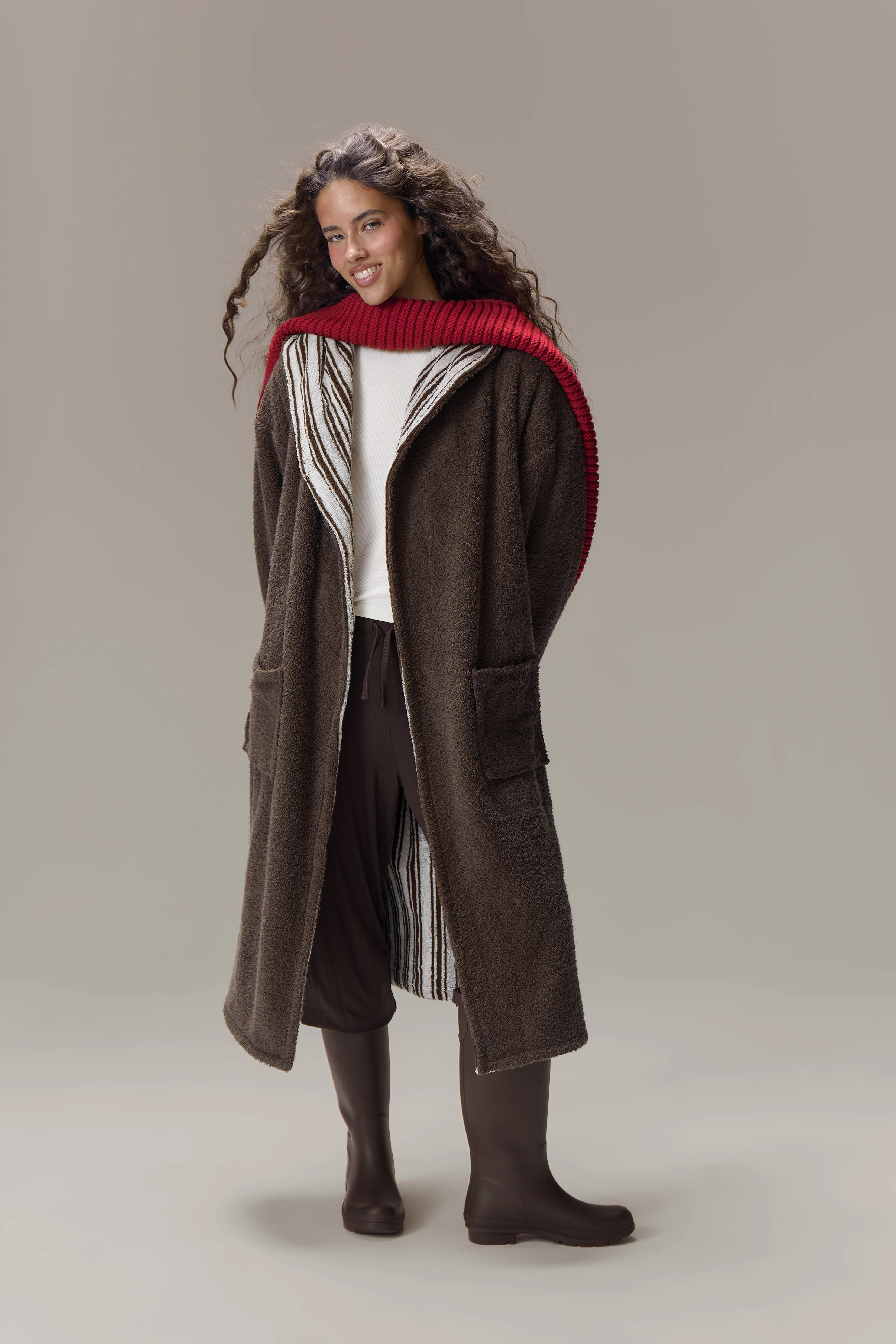 Seekers Sleepwear Reversible House Robe in Brown Stripe - Image 3