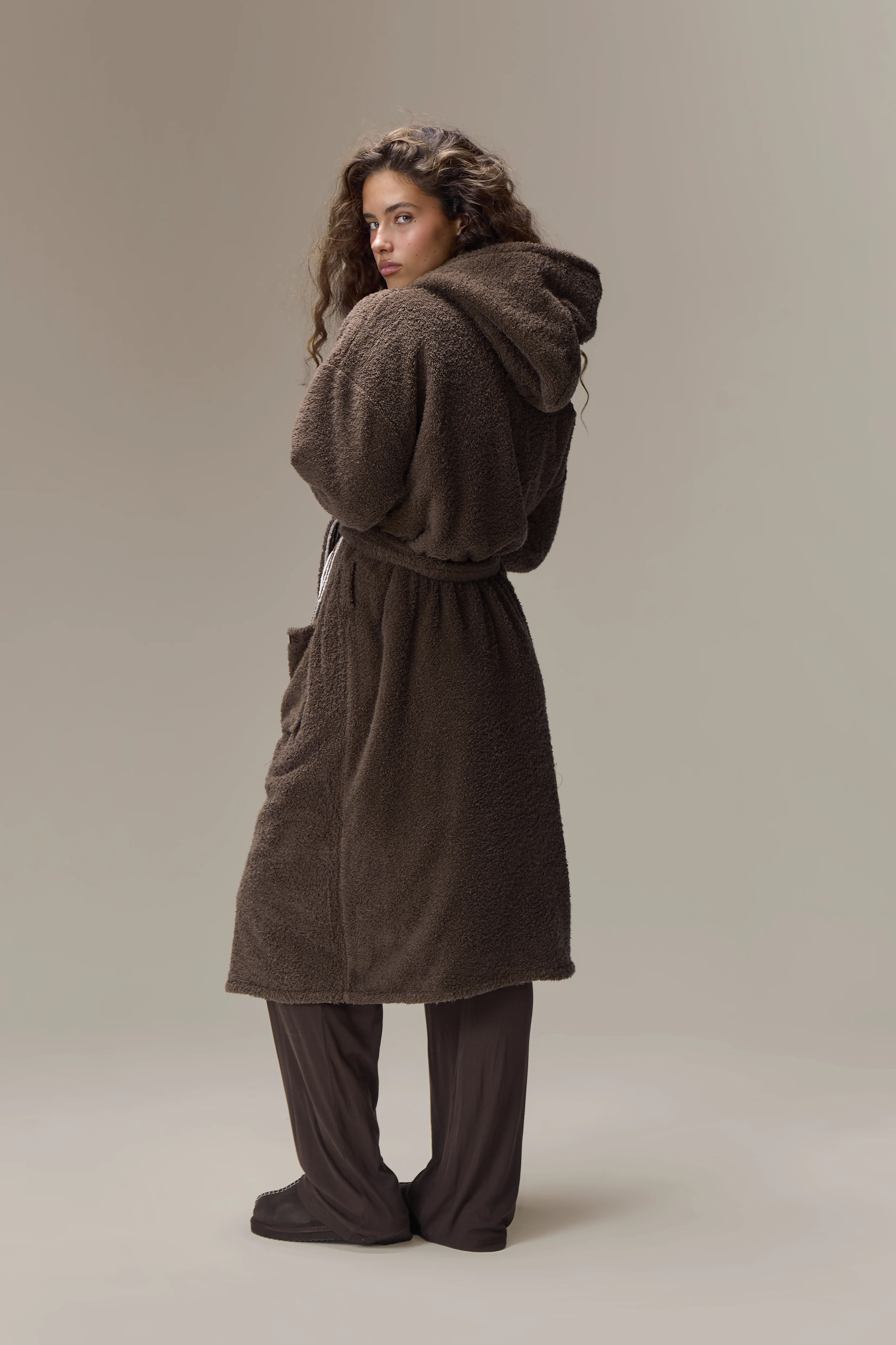 Seekers Sleepwear Reversible House Robe in Brown Stripe - Image 5