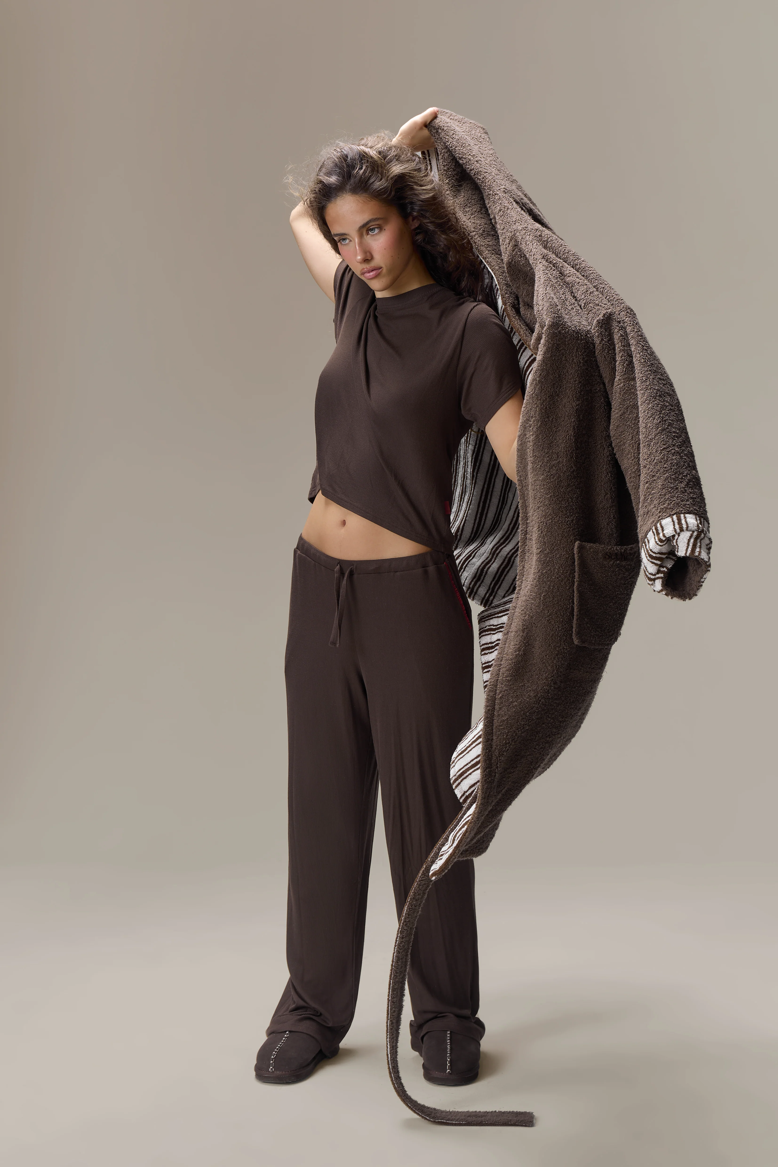 Seekers Sleepwear Reversible House Robe in Brown Stripe - Image 9