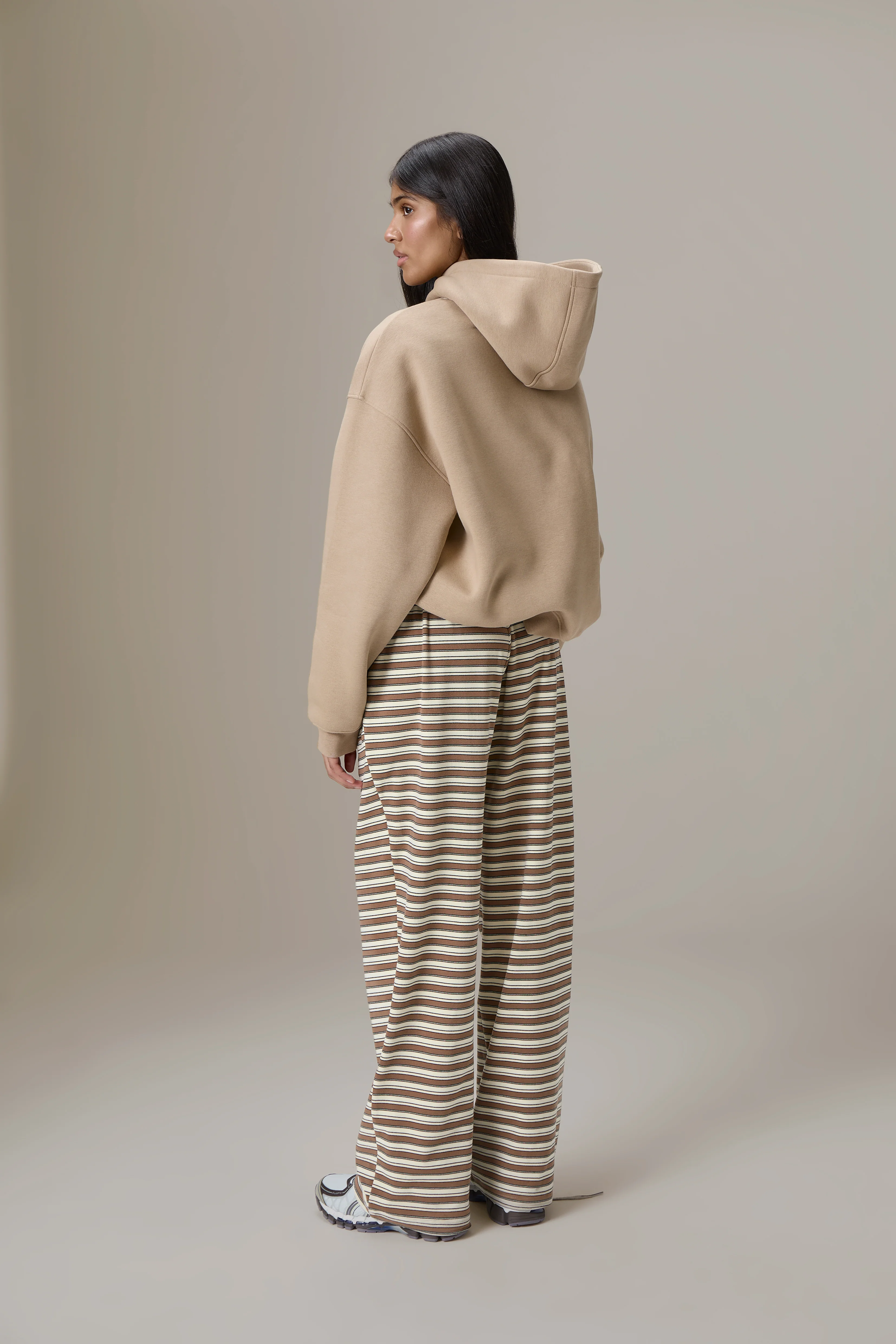 Seekers Goodwear Hoodie in Teddy Beige - Image 3