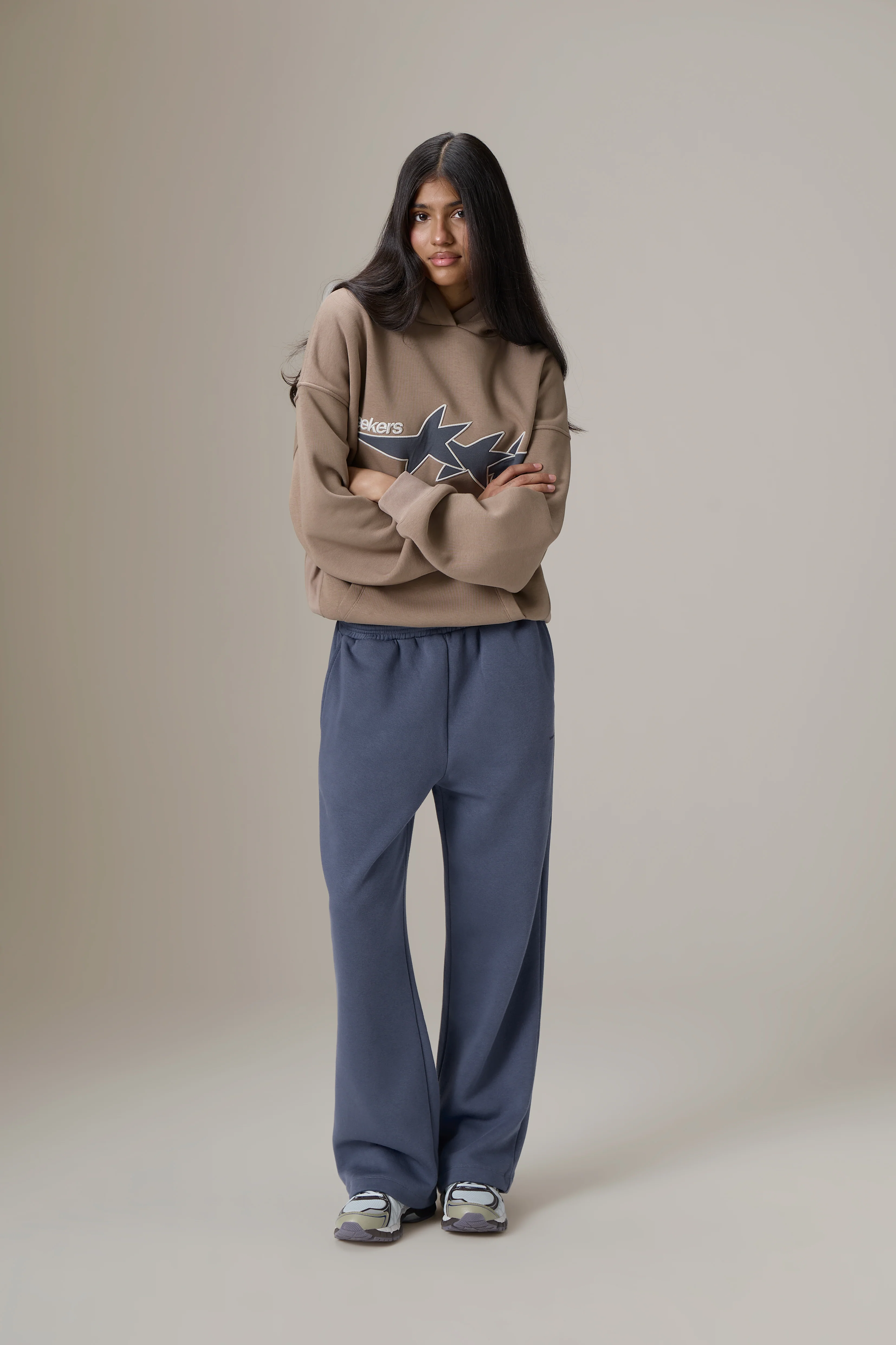 Seekers Stargirl Hoodie in Mid Brown - Image 5